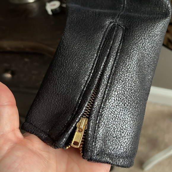 Fabulous, furs, leopard print Moto jacket - Picture 5 of 8